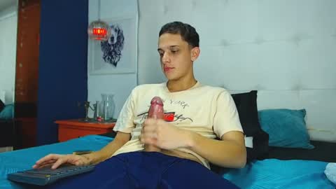 ---Thomas--- online show from 04.10.26