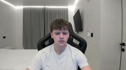 Tomas online show from 04.13.26