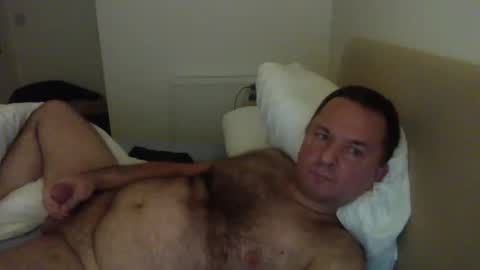 Snapshot of thomaspol chatting on 10.25.25 Tom online show from 10.25.25