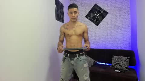 thomass_conor online show from 03.10.25