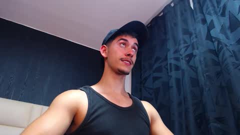 Snapshot of thomasturner_ chatting on 09.16.25 Thomas Turner online show from 09.16.25