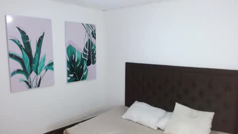 Snapshot of thomasturner_ chatting on 10.24.25 Thomas Turner online show from 10.24.25