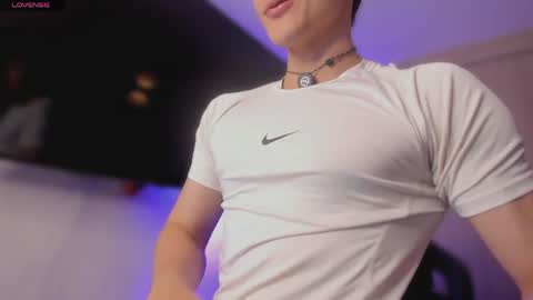 Thom Klein online show from 04.10.26