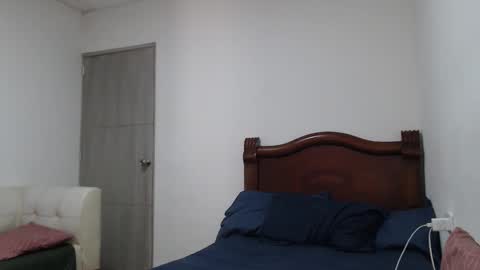 thonyy online show from 11.08.25