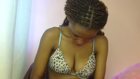 thotiana007 online show from 09.11.25
