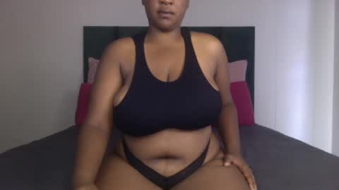 Snapshot of throatgoat2121 chatting on 01.23.25 throatgoat2121 online show from 01.23.25
