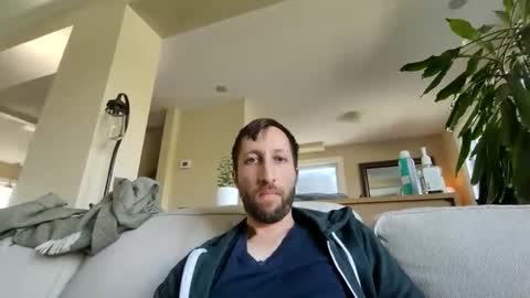 throwawayafteruse20202 online show from 10.15.25