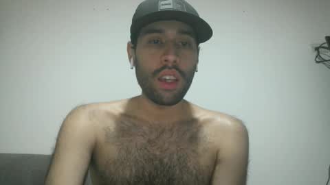 Snapshot of throwawayyourgun chatting on 01.09.25 Luka online show from 01.09.25