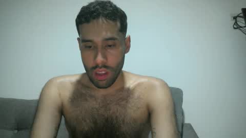 Snapshot of throwawayyourgun chatting on 02.05.25 Luka online show from 02.05.25