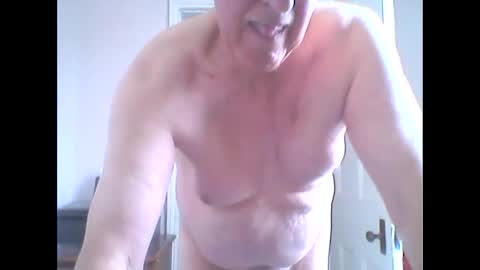 Snapshot of thruster99 chatting on 09.10.25 thruster99 online show from 09.10.25
