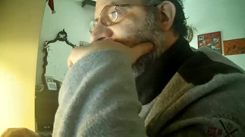 Little Wolf  online show from 02.17.25