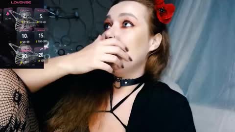 tiameow online show from 10.30.25