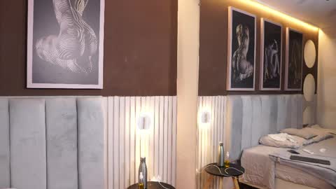 Tian Brooks online show from 04.08.26