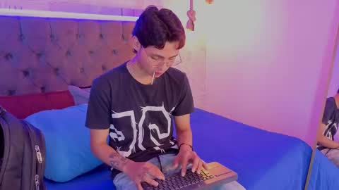   online show from 05.22.26