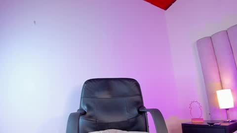 TIANA  online show from 12.11.24