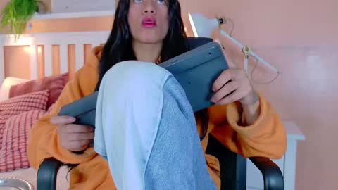 TIANA  online show from 10.06.25