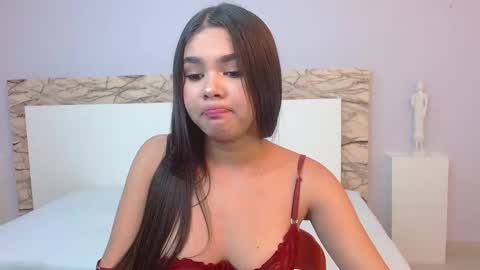 tianaglow4 online show from 01.24.25