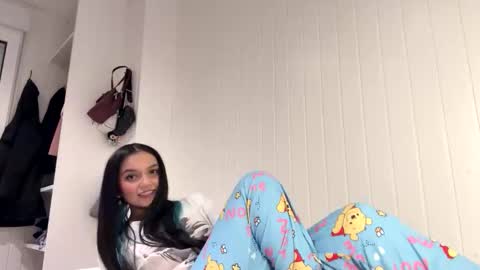 Tiana Le online show from 02.11.26