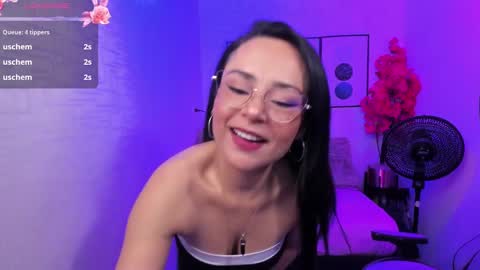 Tiara  online show from 12.03.24
