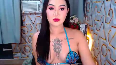 tiarrafoxs online show from 04.30.26