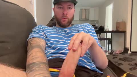 Snapshot of ticalsparks chatting on 09.28.25 ticalsparks online show from 09.28.25