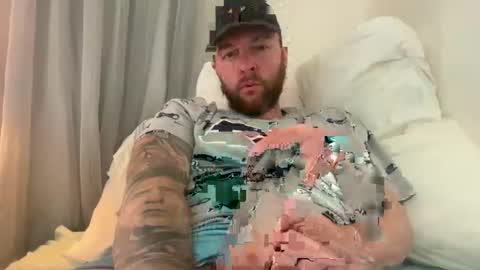 Snapshot of ticalsparks chatting on 10.04.25 ticalsparks online show from 10.04.25