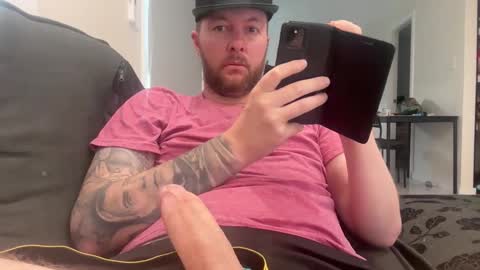 Snapshot of ticalsparks chatting on 10.31.25 ticalsparks online show from 10.31.25