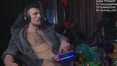 Snapshot of tickle_my_pickle07 chatting on 02.10.25 tickle_my_pickle07 online show from 02.10.25