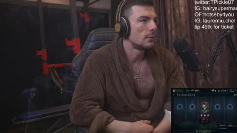 Snapshot of tickle_my_pickle07 chatting on 02.18.25 tickle_my_pickle07 online show from 02.18.25