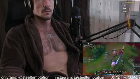 Snapshot of tickle_my_pickle07 chatting on 09.25.25 tickle_my_pickle07 online show from 09.25.25