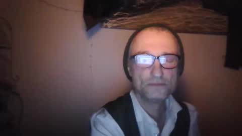 tiddles12345 online show from 05.04.26