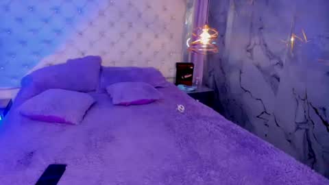 Snapshot of tifanny_val chatting on 07.06.26 Tifanny y Vale online show from 07.06.26