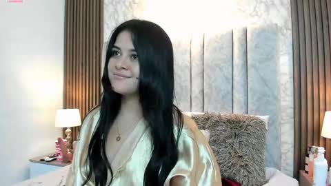 Snapshot of tifany__ross chatting on 02.17.25 Tiff3 online show from 02.17.25