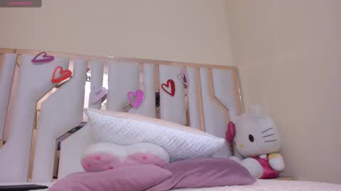    online show from 03.12.25