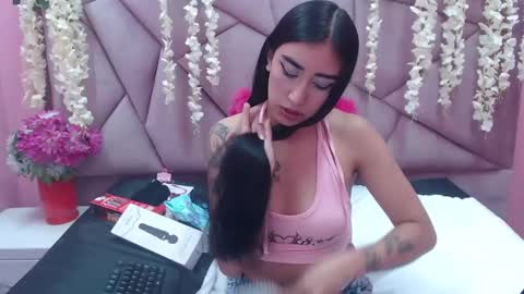 Snapshot of tiffani_hott_ chatting on 01.24.25 TIFANI online show from 01.24.25