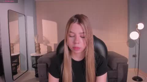 Snapshot of tiffannysins chatting on 06.26.26 Tiffanny Sins online show from 06.26.26