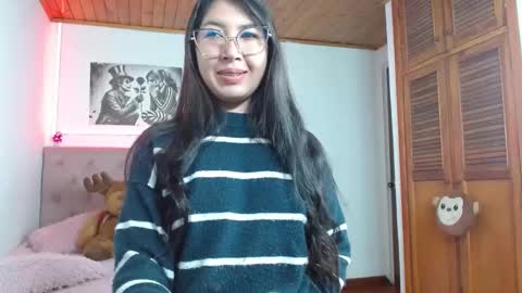 Tifanny online show from 10.10.25