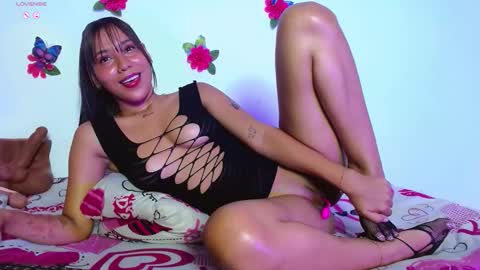 Snapshot of tiffany_magic chatting on 11.21.25 TIFF online show from 11.21.25