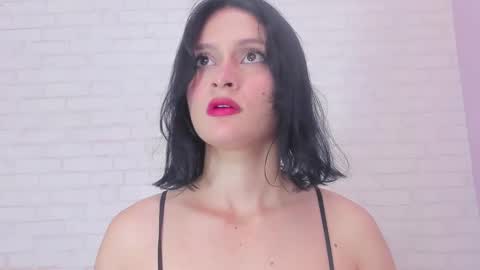 tiffany_mendez online show from 02.03.25