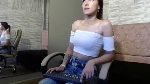 Tifanny online show from 06.19.26
