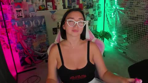 tiffany_robinson online show from 02.11.26