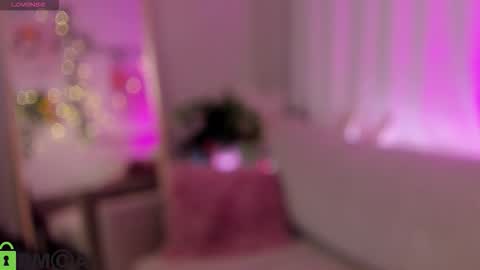 tiffany_robinson online show from 03.20.26