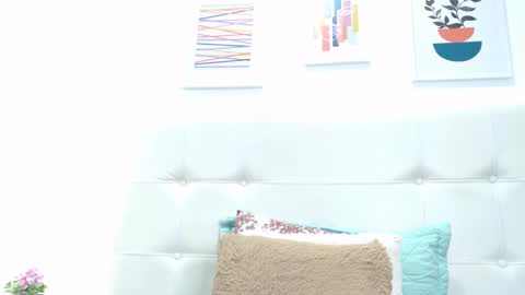 Tifanny Fox online show from 02.05.25