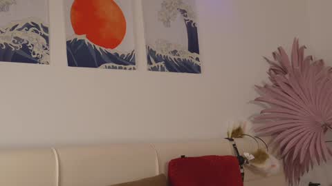 Snapshot of tiffanyjons chatting on 12.22.24 tiffanyjons online show from 12.22.24