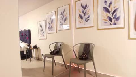 tiffanystorms_ls online show from 09.24.25