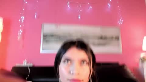 Snapshot of tiffanysuarez_ chatting on 02.21.25 Stefany Suarez online show from 02.21.25