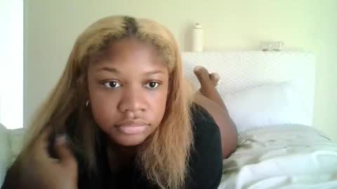 Snapshot of tiffanyward96 chatting on 10.28.25 Tiffany online show from 10.28.25