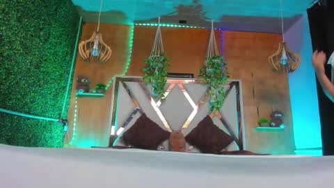 tiffanyy_deluxe online show from 03.05.26