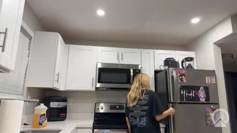 Snapshot of tiffstreatsxoxo chatting on 10.10.25 Tiffstreatsxoxo online show from 10.10.25