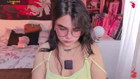 Snapshot of tigerlily__1 chatting on 06.29.26 Lilith online show from 06.29.26